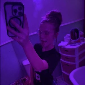 Meet your Posher, Camyron